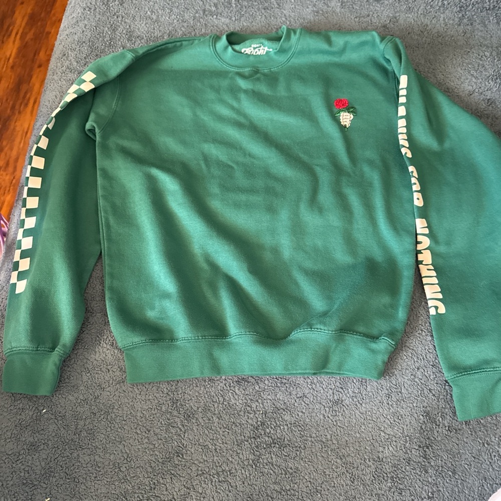 Mighty might brand small sweatshirt